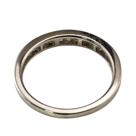 10 Karat White Gold Princess Cut Diamond Band Ring Size 7 #21238 - Picture 5 of 8